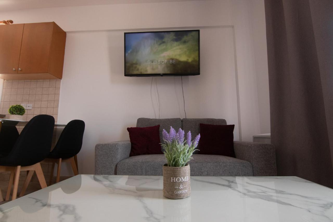 Amelia Two Bedroom Apartment - 202 Пафос Екстериор снимка